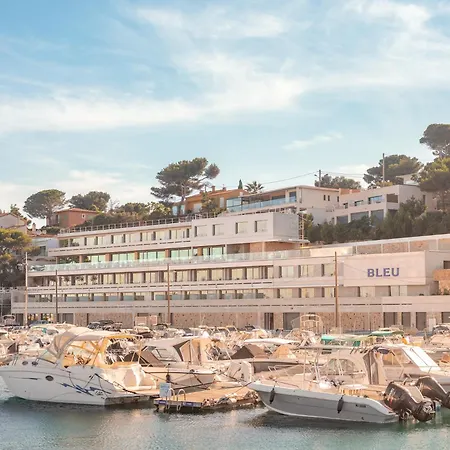 Hotel Bleu & 4*